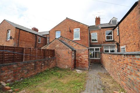 3 bedroom terraced house to rent, 284 Walthall Street, Crewe, Cheshire CW2