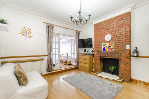 1 bedroom flat to rent, Wellesley Road, Harrow, HA1