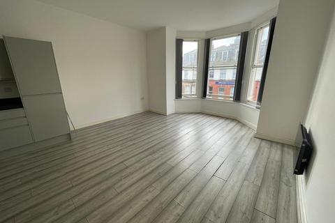 1 bedroom apartment for sale, Prince Of Wales Terrace, Scarborough YO11