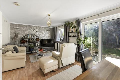 3 bedroom semi-detached house for sale, Sherbourne Close, West Kingsdown TN15