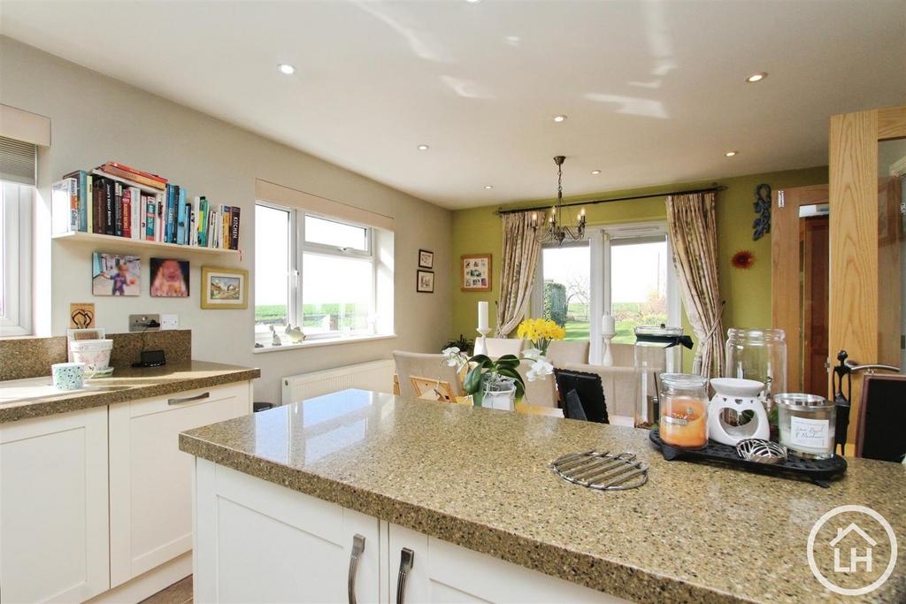 Kitchen / Diner