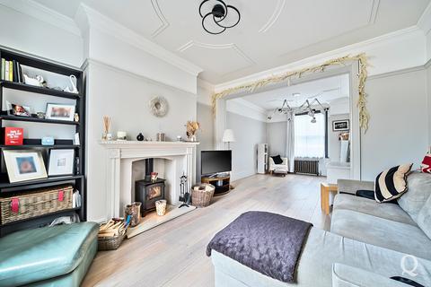 3 bedroom terraced house to rent, Victoria Street, Rochester, Kent, ME1