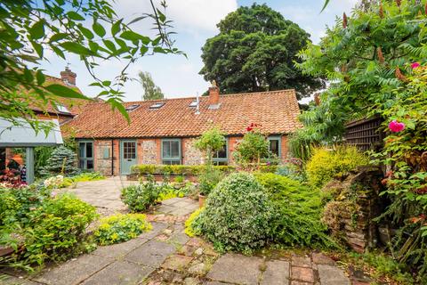 undefined, Barn Conversion in a Peaceful Close in Briston