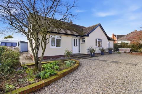 3 bedroom detached bungalow for sale, Dymock Road, Much Marcle, HR8
