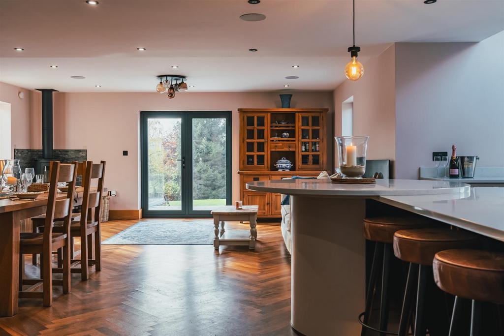 Breakfast Kitchen