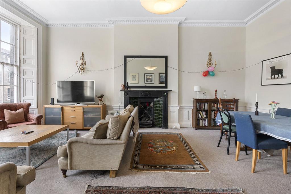 Living/Dining Room