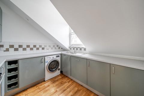 1 bedroom flat for sale, Brondesbury Road, Queens Park, London, NW6