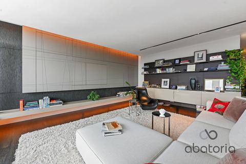 3 bedroom apartment for sale, Jacana Court, London, E1W