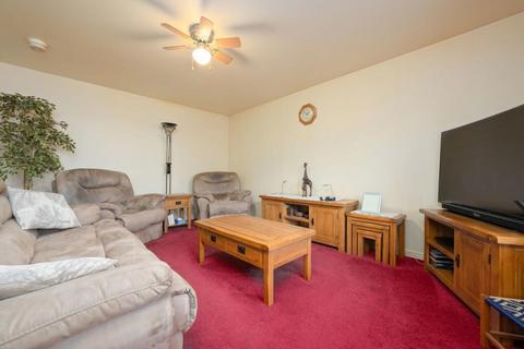 5 bedroom detached house for sale, Sheil Place, Livingston EH53