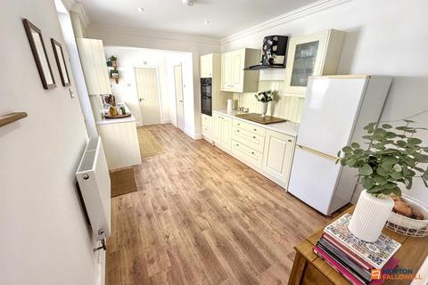 3 bedroom semi-detached house for sale, Queens Walk, Fletton, Peterborough, PE2