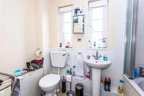 3 bedroom end of terrace house for sale, Potley Hill Road, Yateley, Hampshire