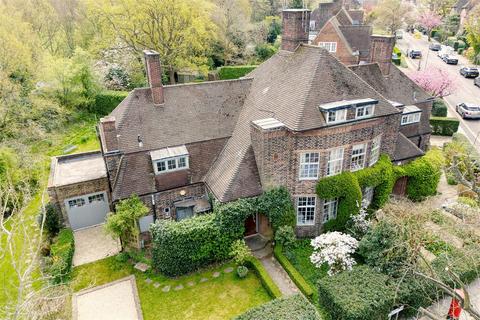 Wildwood Road, Hampstead Garden Suburb, NW11