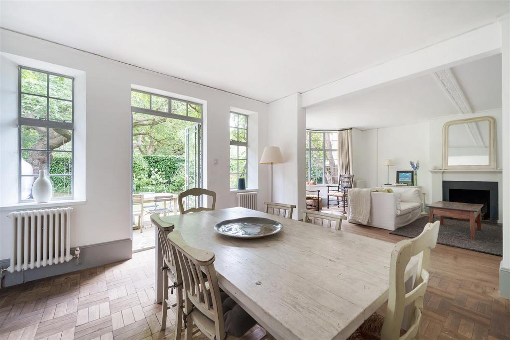 Dining room, fireplace