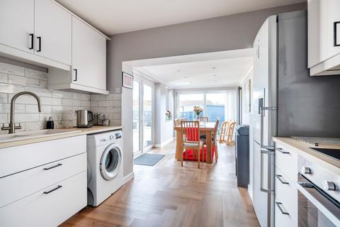 3 bedroom bungalow for sale, Longfellow Road, Caister-On-Sea