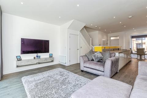 3 bedroom terraced house for sale, Thalia Way, Kent ME1