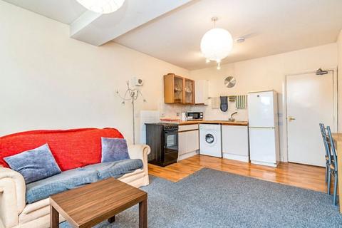 1 bedroom flat to rent, Winchester Road, Hampshire SO16