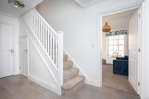 4 bedroom detached house for sale, Chain Free Spacious Four-Bedroom Home in Holt with Versatile Living and Private Gardens