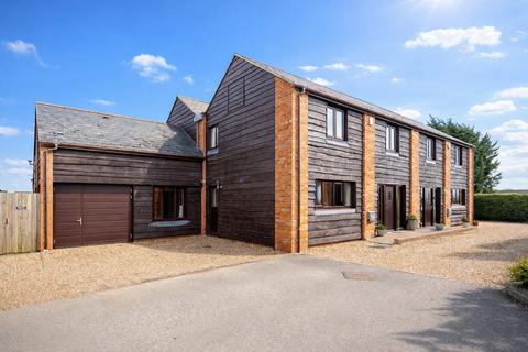 4 bedroom barn conversion for sale, Newport Pagnell MK16