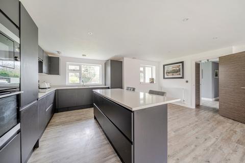 4 bedroom detached bungalow for sale, Durfold Wood, Plaistow
