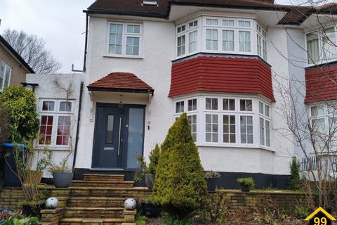 Dollis Hill Avenue, London, Greater NW2