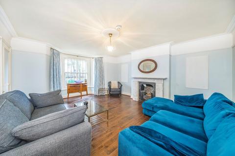 3 bedroom flat to rent, Barclay Road, London SW6
