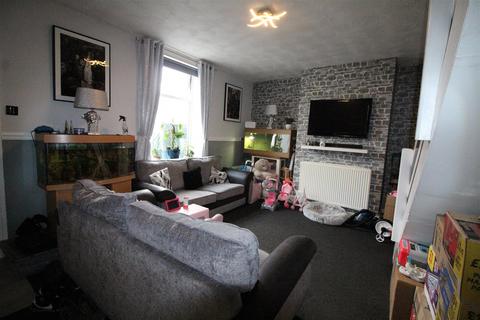 undefined, Victoria Street, Birstall, Batley