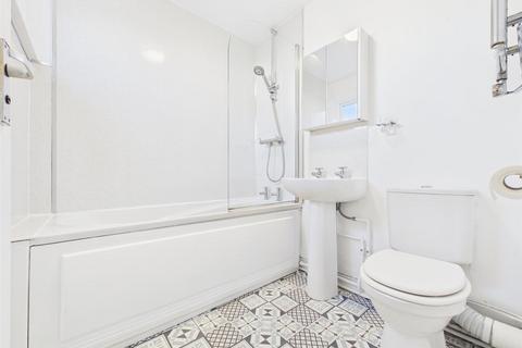 1 bedroom apartment to rent, River View, North Shields