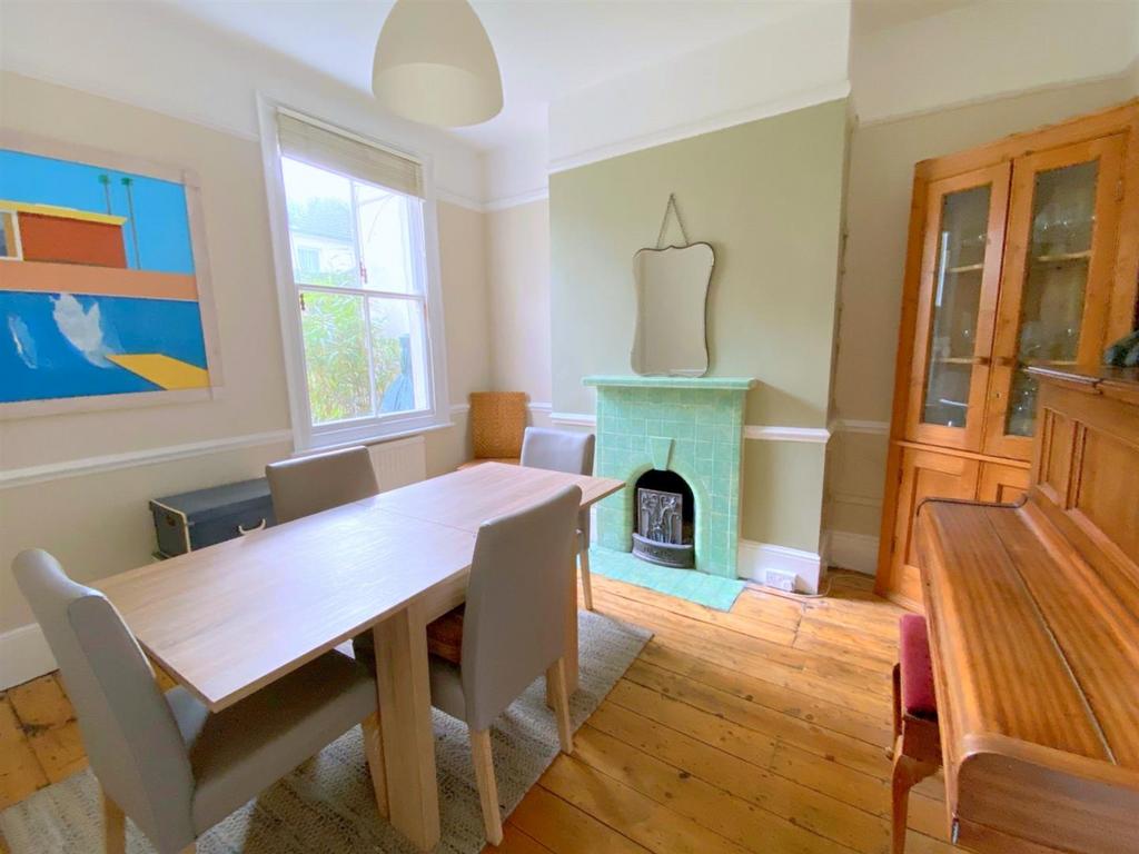 Dining Room/ Optional Bedroom 4