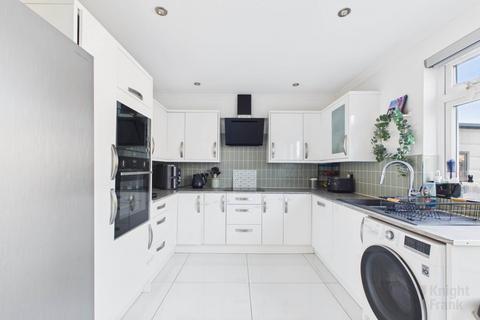 3 bedroom semi-detached house for sale, Willow Grove, Green Road
