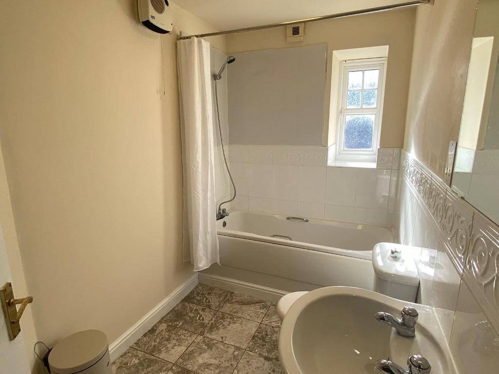 Bathroom.jpeg
