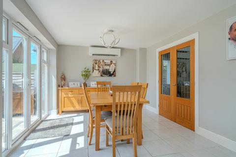 undefined, Waring Crescent, Aston Clinton, AYLESBURY