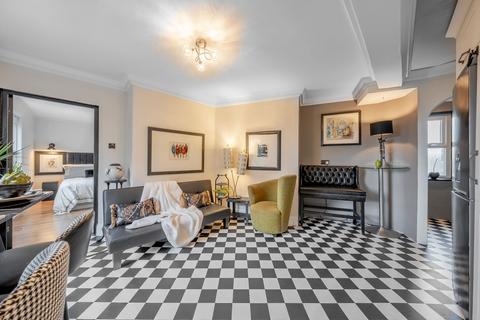 undefined, Valley Drive, Harrogate, HG2
