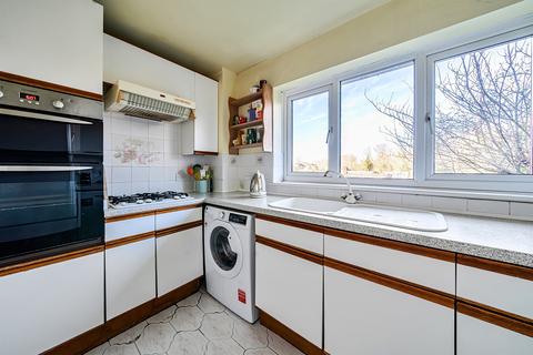 1 bedroom flat for sale, Chase Green Avenue, Enfield