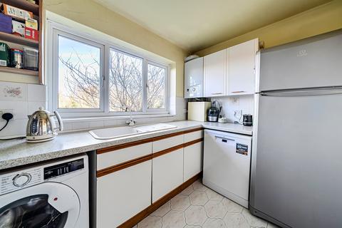1 bedroom flat for sale, Chase Green Avenue, Enfield