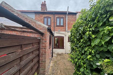 2 bedroom character property for sale, Fakenham Road, Briston, Melton Constable