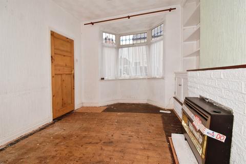 3 bedroom semi-detached house for sale, Beaumont Street, Oadby, Leicester