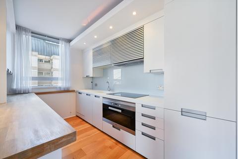 2 bedroom flat to rent, Waterside Point, Battersea, SW11