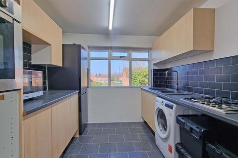 2 bedroom maisonette for sale, Apsley Croft, Kings Norton, Birmingham