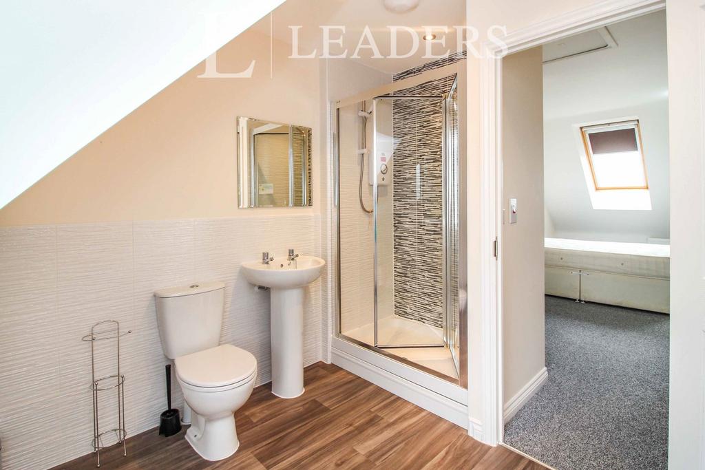 2nd Floor Ensuite