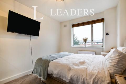 2 bedroom flat to rent, Kielder Square, Eccles New Road, M5