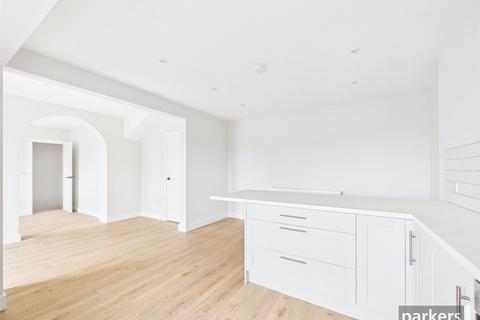 undefined, Henley Road, Reading RG4