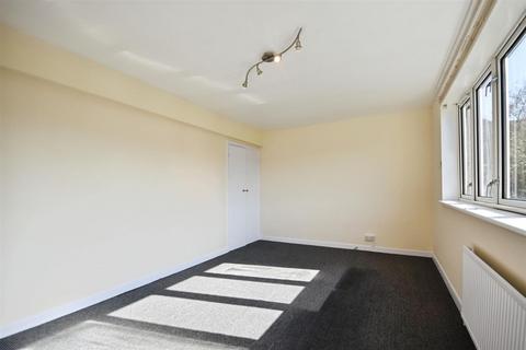 undefined, Burden Close, Brentford