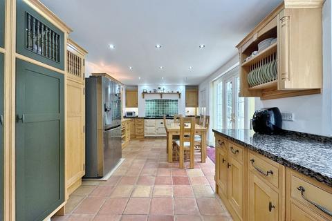 4 bedroom house for sale, Westwood Road, Prenton, CH43