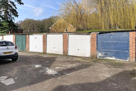 undefined, Dalehouse Lane, Kenilworth