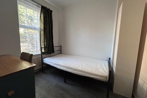 undefined, Elizabeth Street, Luton, LU1