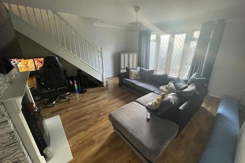 3 bedroom terraced house to rent, Prince Ruperts Way, Lichfield, WS13