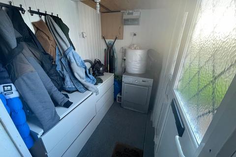 3 bedroom terraced house to rent, Prince Ruperts Way, Lichfield, WS13