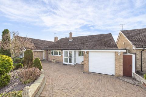 3 bedroom bungalow for sale, Stotfold Road, Hitchin, SG4