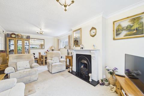 3 bedroom bungalow for sale, Stotfold Road, Hitchin, SG4