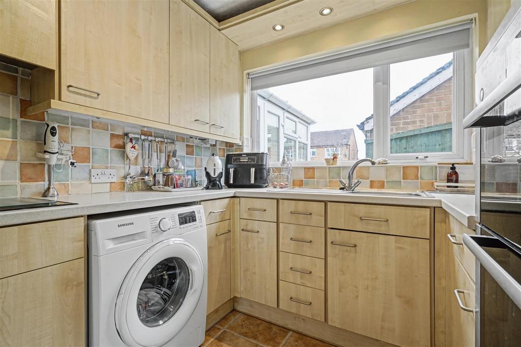 Kitchen 1 1.jpeg